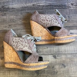 Lace up wedges! Size 9!
